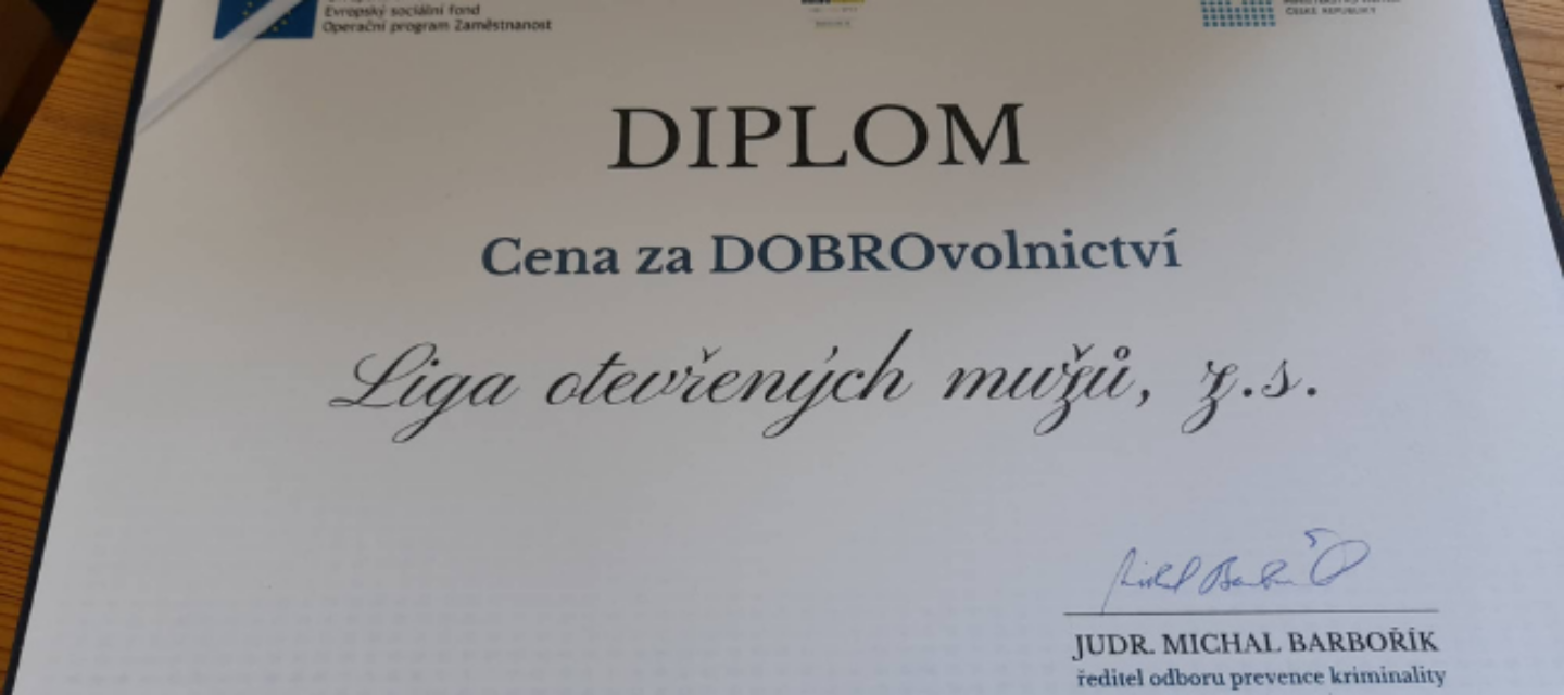 LOM-web-1478-×-752-mm-24