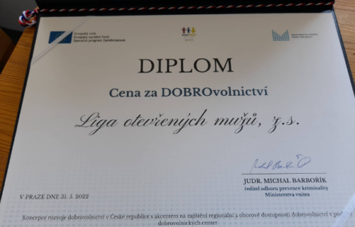 LOM-web-1478-×-752-mm-24